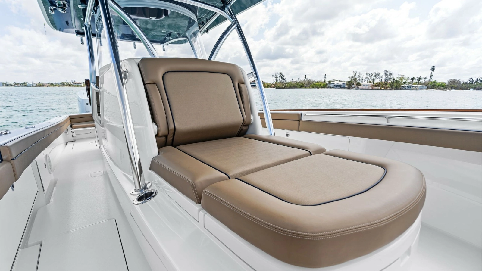 Bow Lounge Seating Area