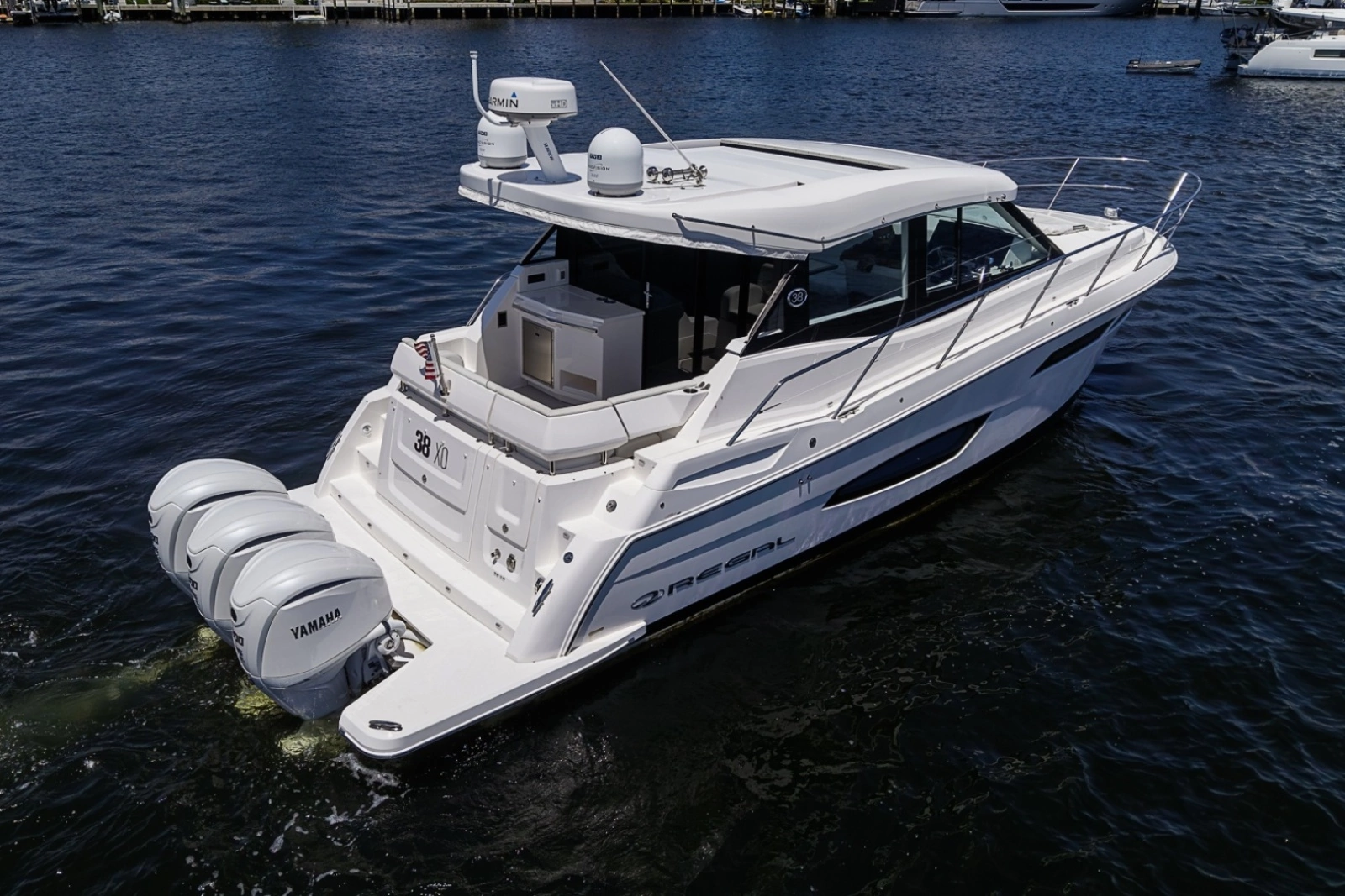 2025 Regal 38 XO