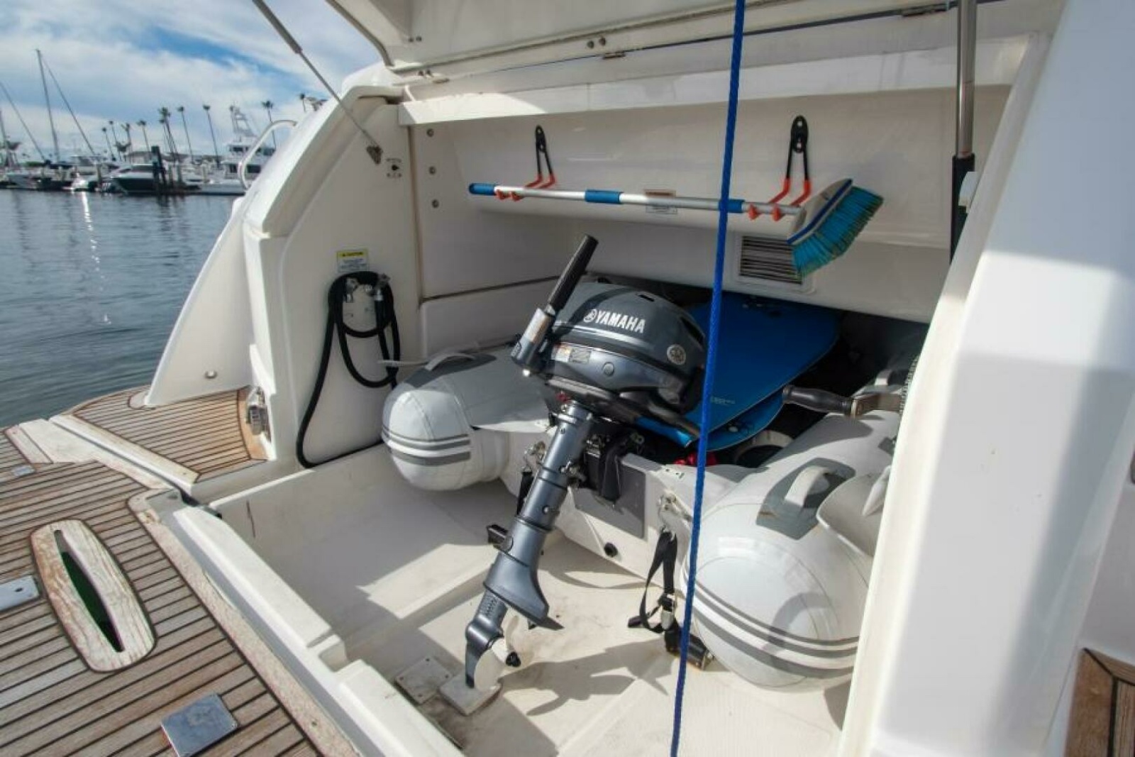 50' 2012 Riviera 50 Sport Yacht