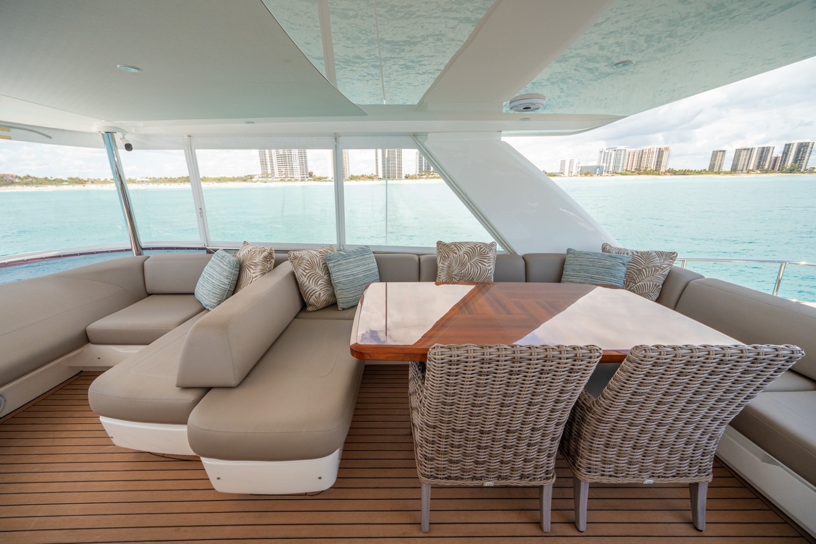 2017 Princess 68 Flybridge