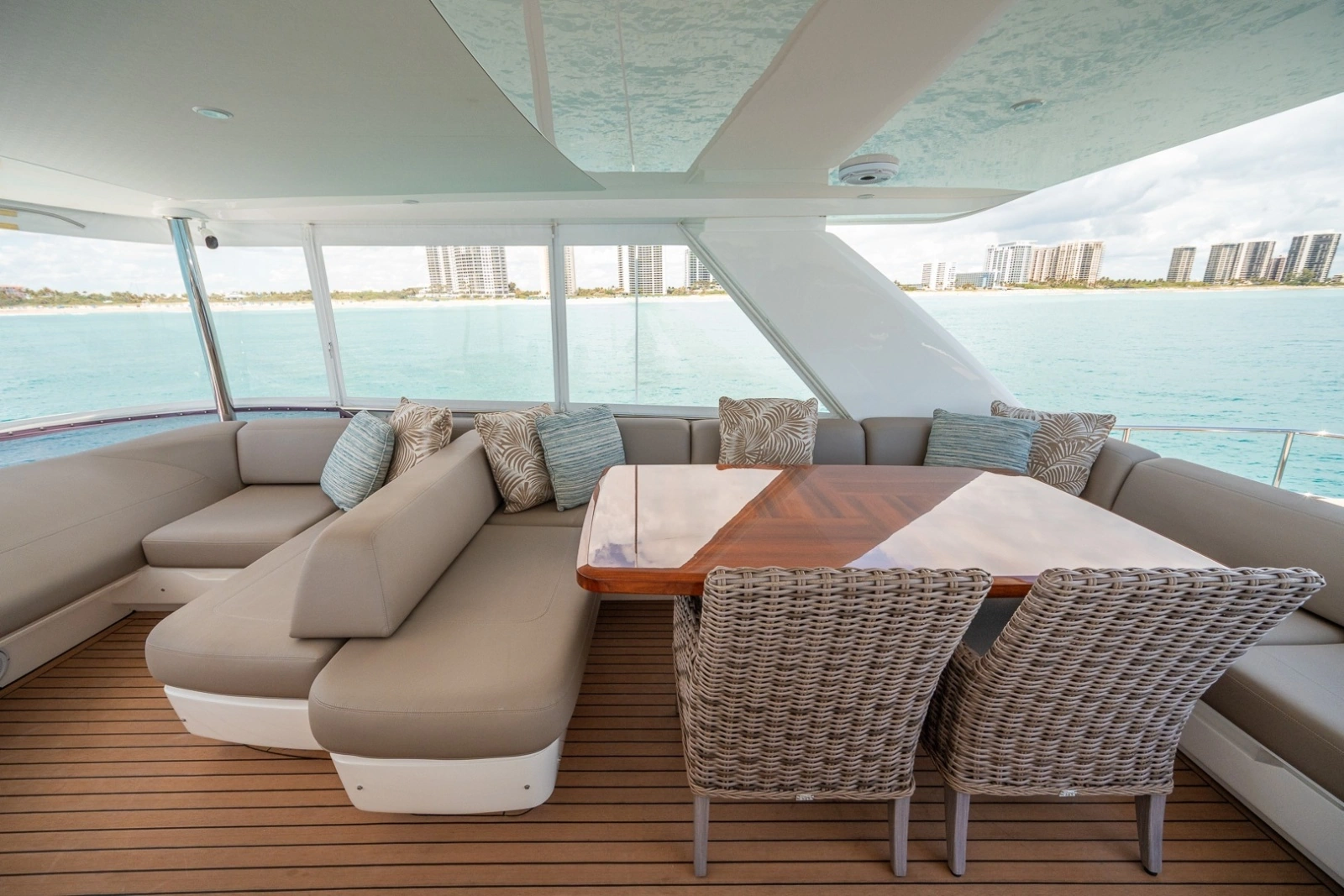 2017 Princess 68 Flybridge
