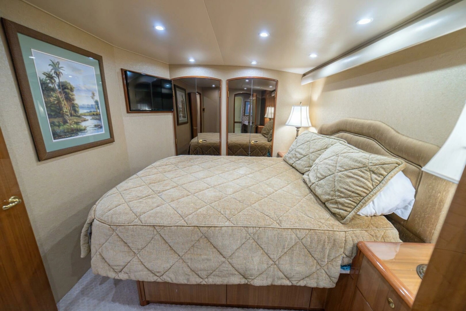 2006 Viking 56 "Scandaloso"