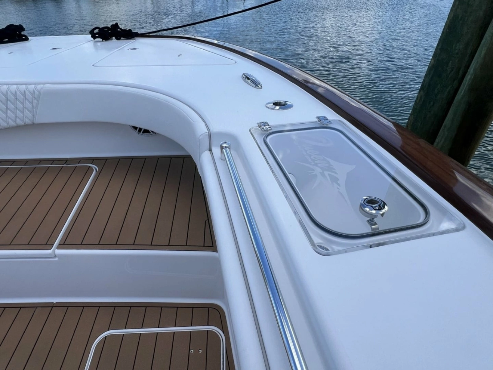 Queen/Smith Custom 53 - Bow
