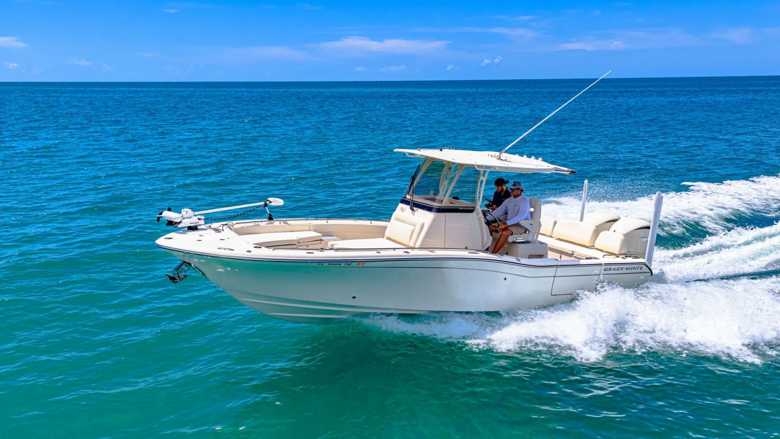 Grady-White 281 CE in Action