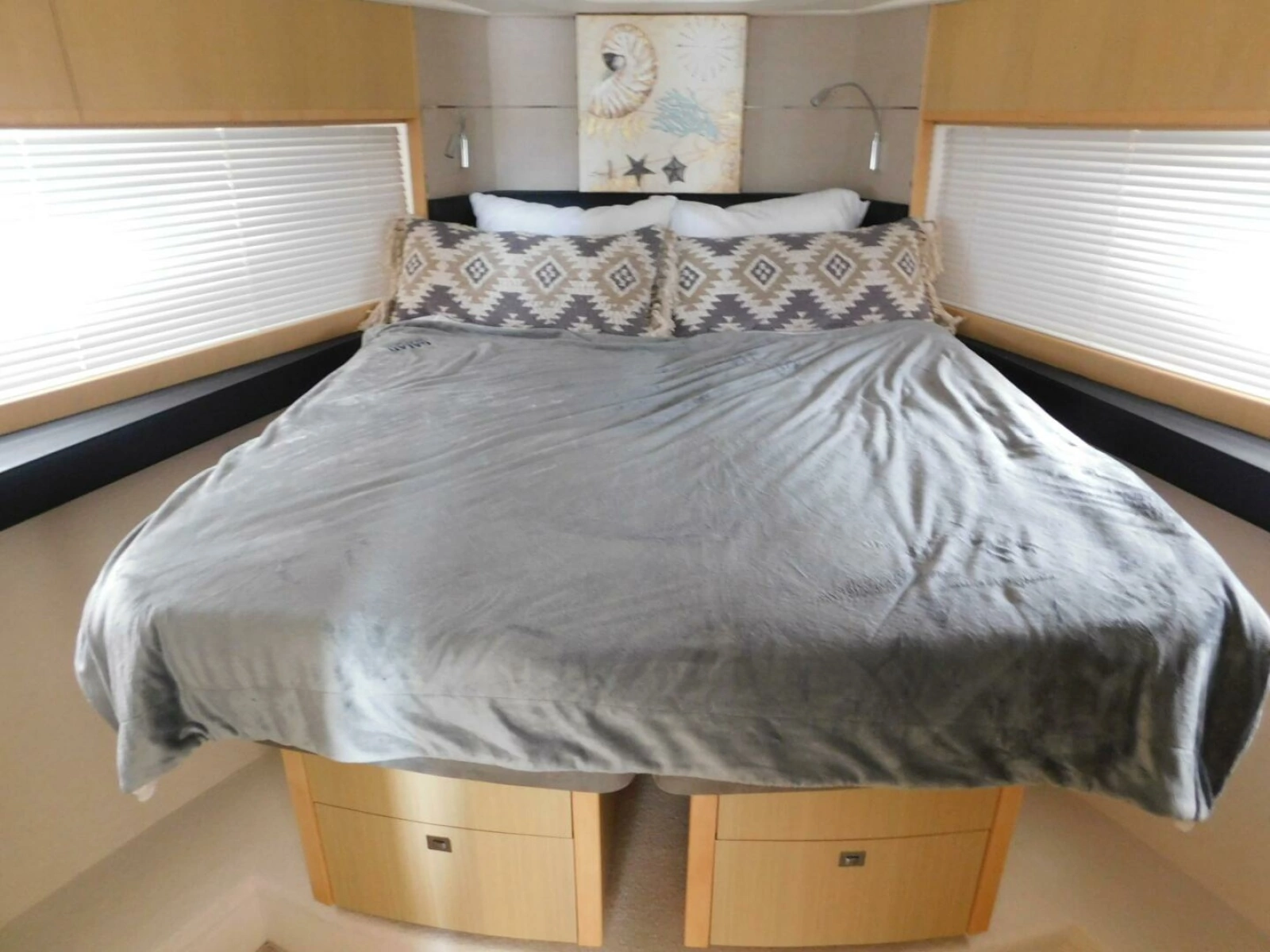 2011 Princess V52