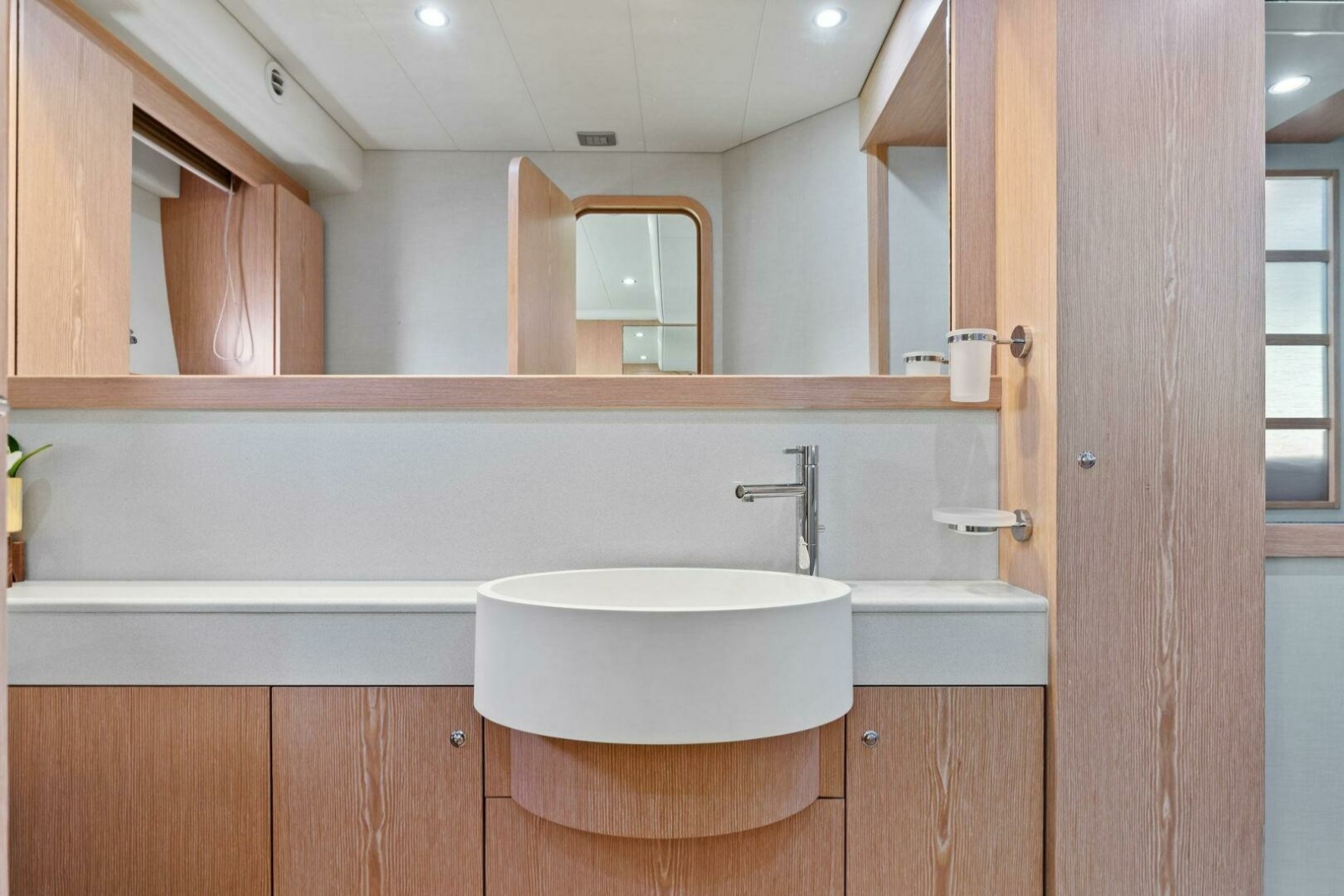 62' 2013 Ferretti Yachts 620