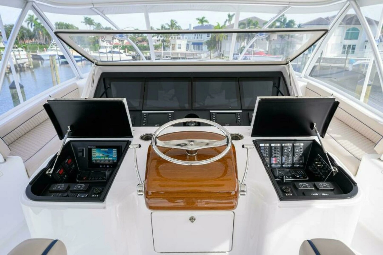 Viking 80 - KEMOSABE - Helm Electronics