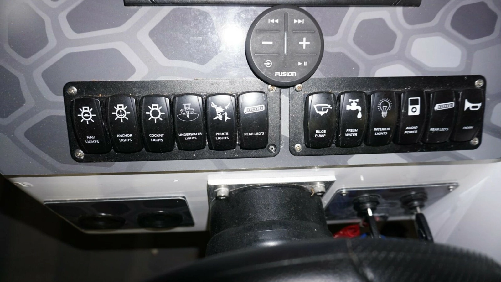 1998 32 Active Thunder 32 CC Ms. Rita Helm  (6)
