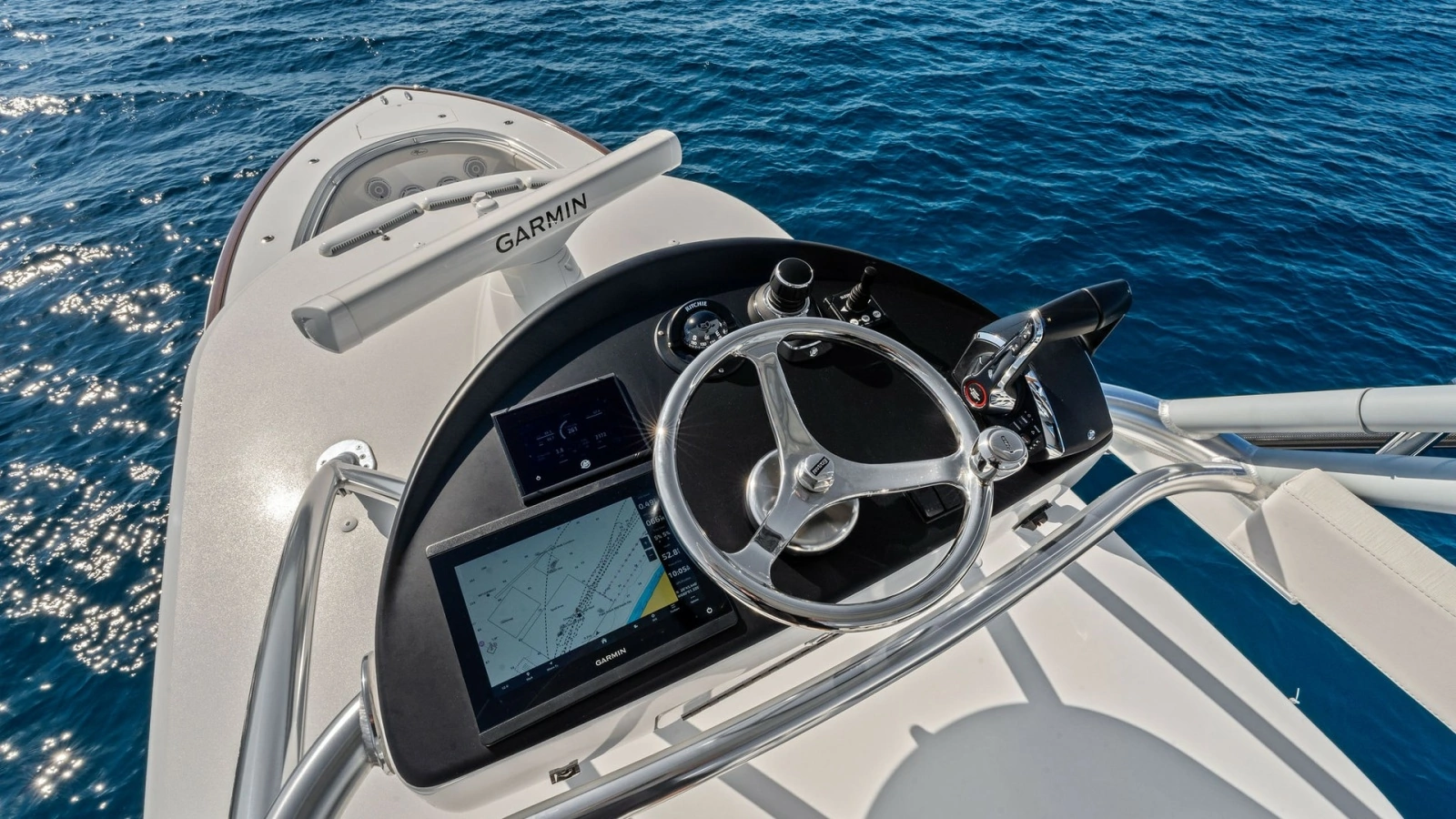 Flybridge Helm Station
