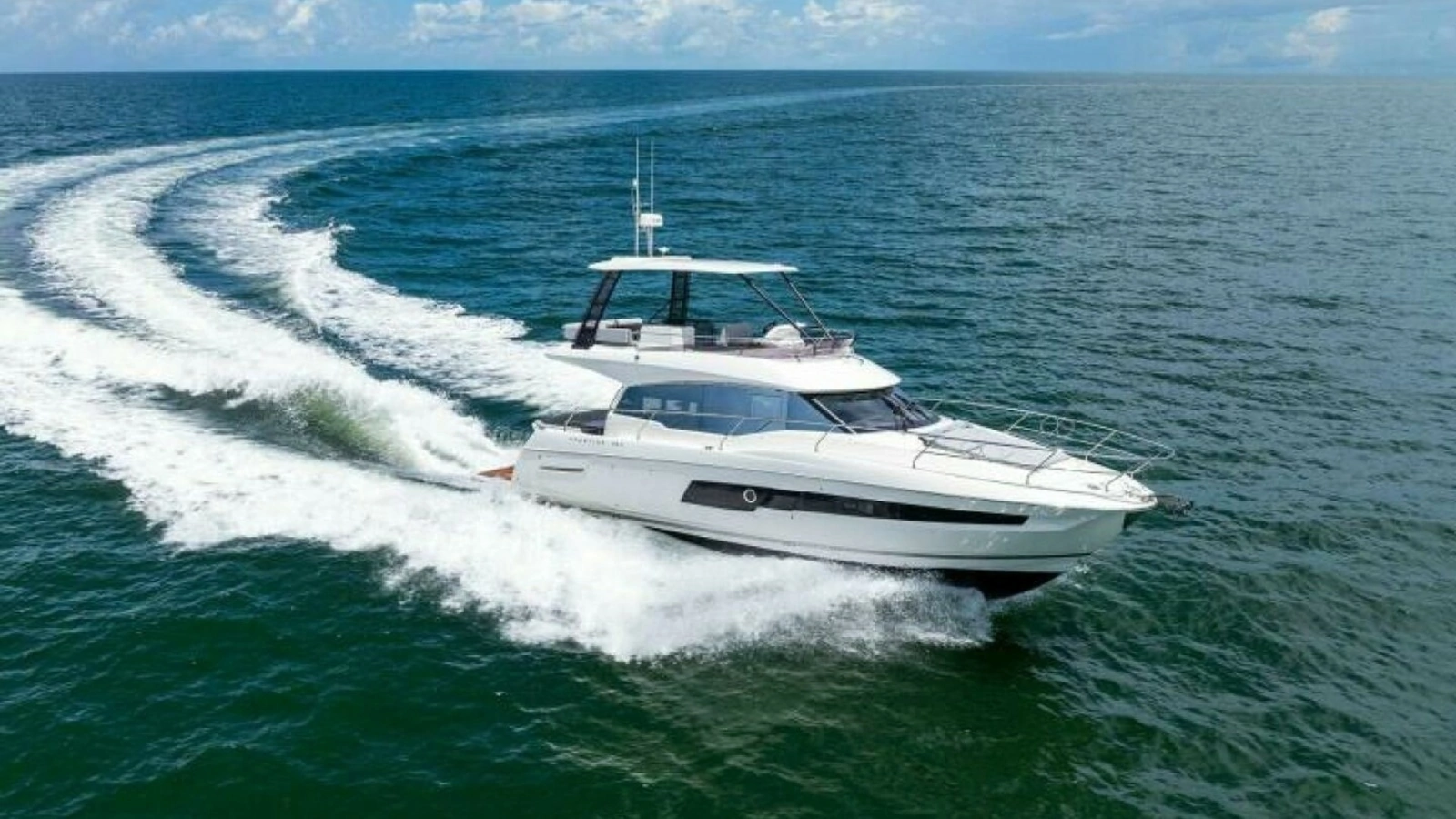2025 Prestige 460 Flybridge - Sistership