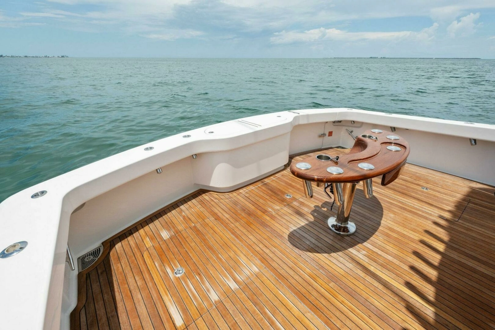 2015 Viking 52 OPEN photo 14