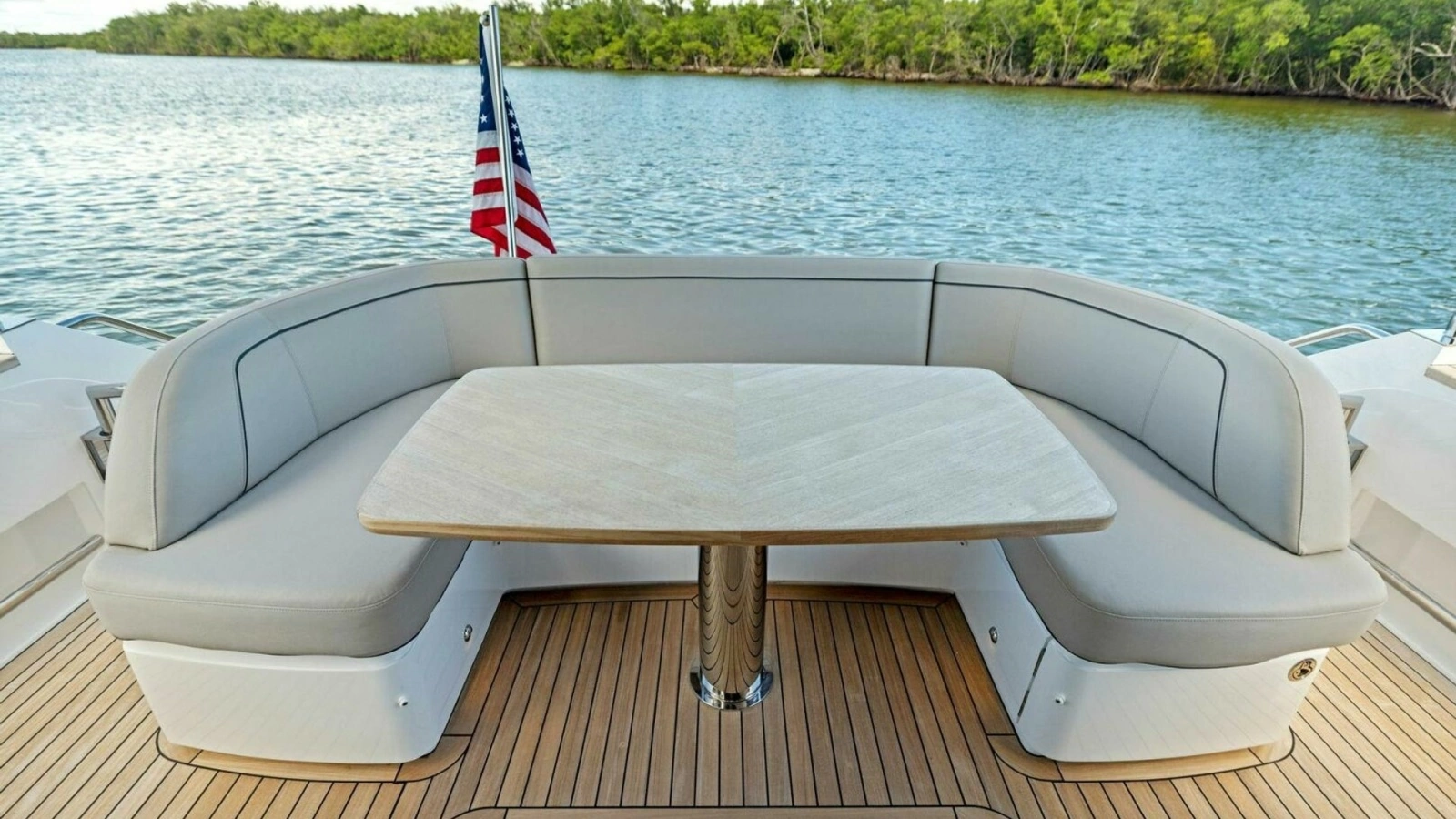 2025 Princess F50 Flybridge Cockpit