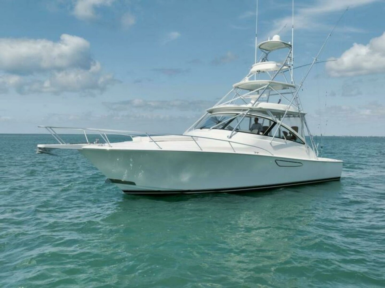 Viking 42 GAMECHANGER - Port Bow Profile