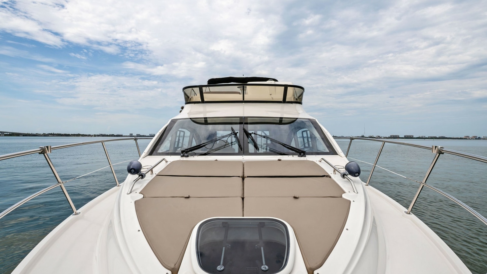 Bow View with Sunpad Lounge