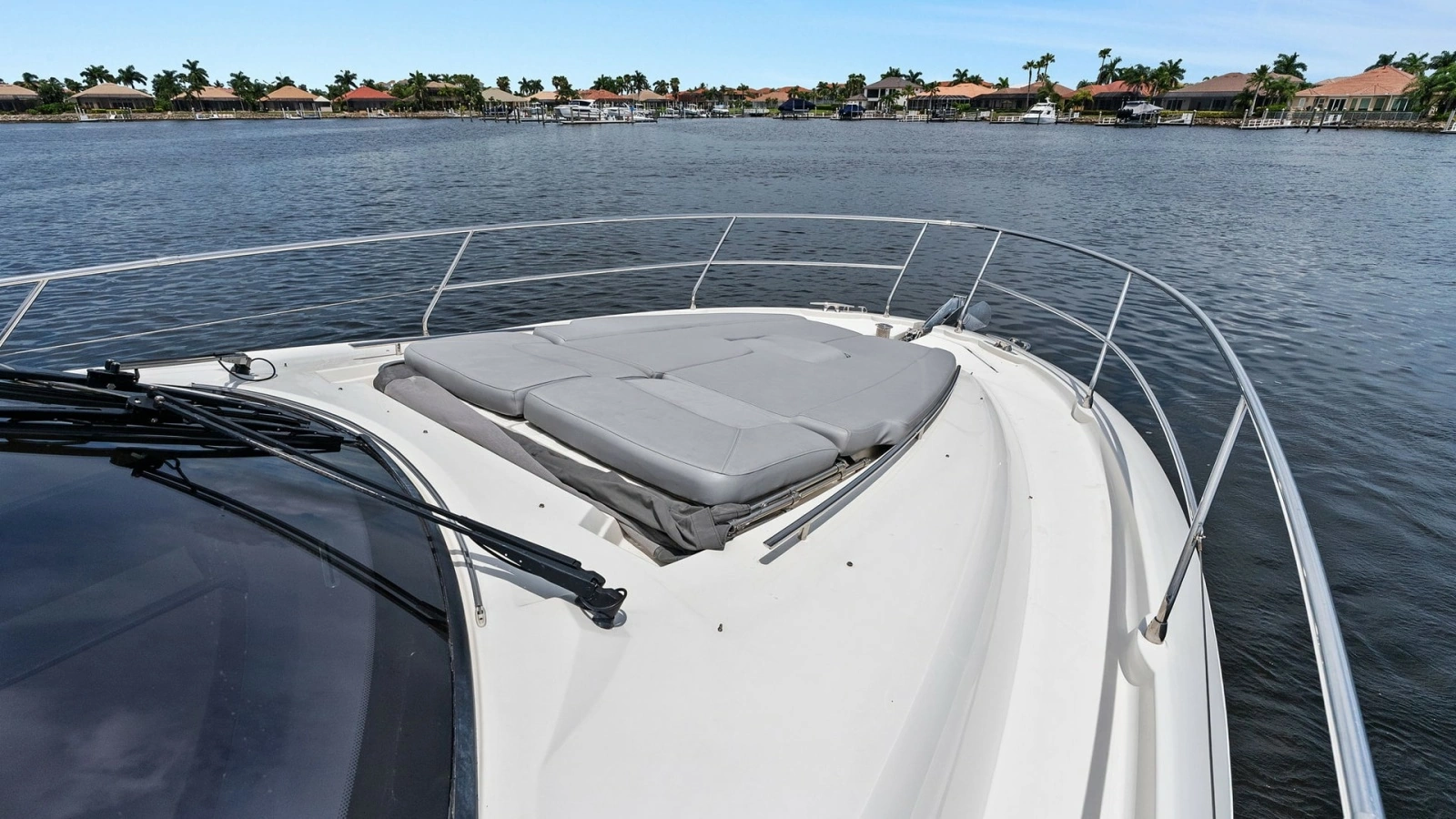 Spacious Bow Sunbathing Area