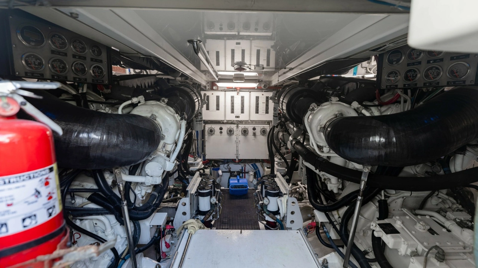 2007 Hatteras 68 Convertible- KEMOSABE- Engine Room
