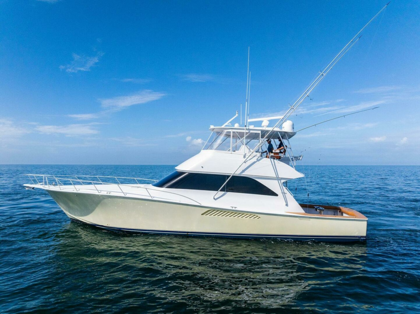 56' 2006 Viking 56 Convertible