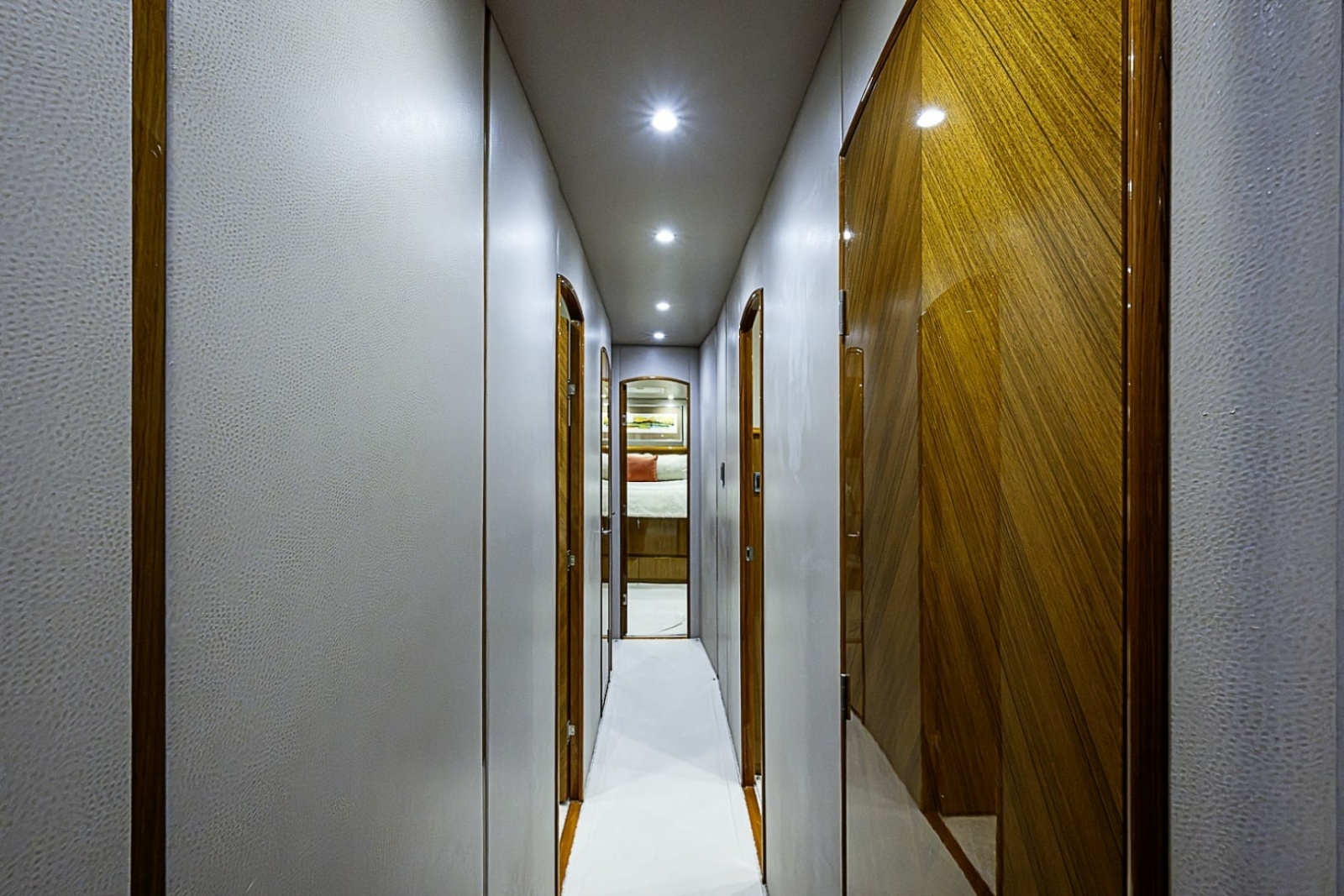 2011 Viking 76 Enclosed Bridge