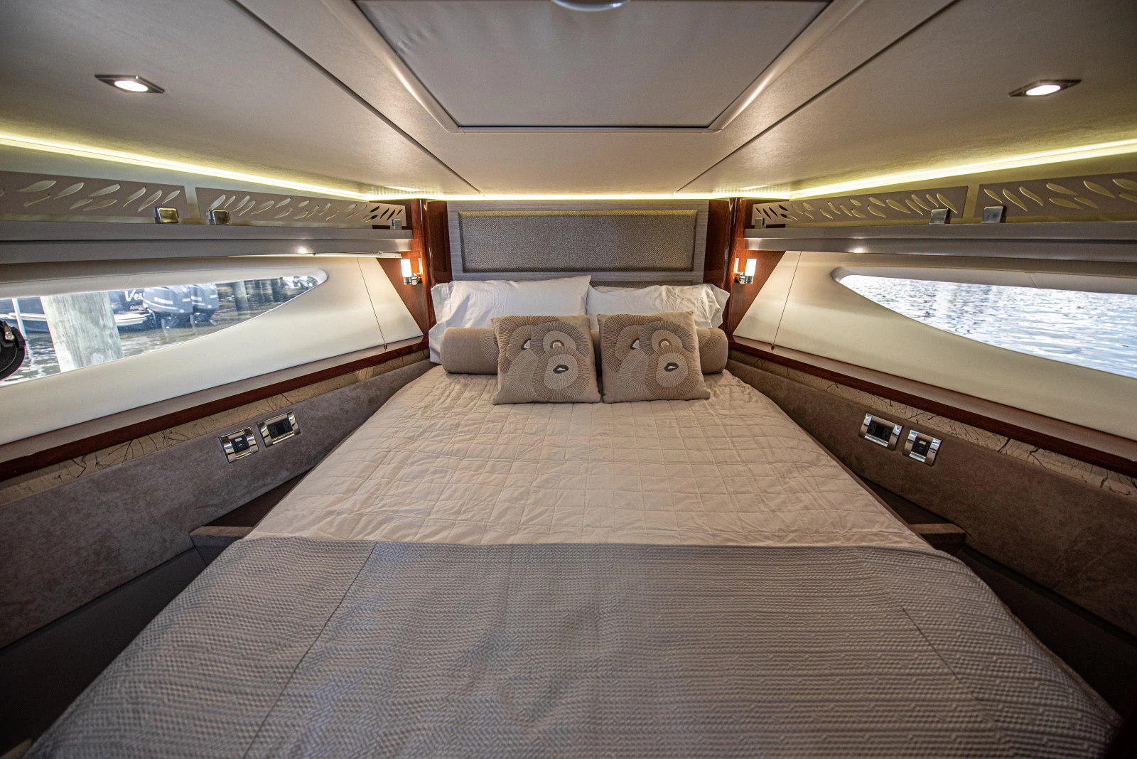 2018 Sea Ray L550