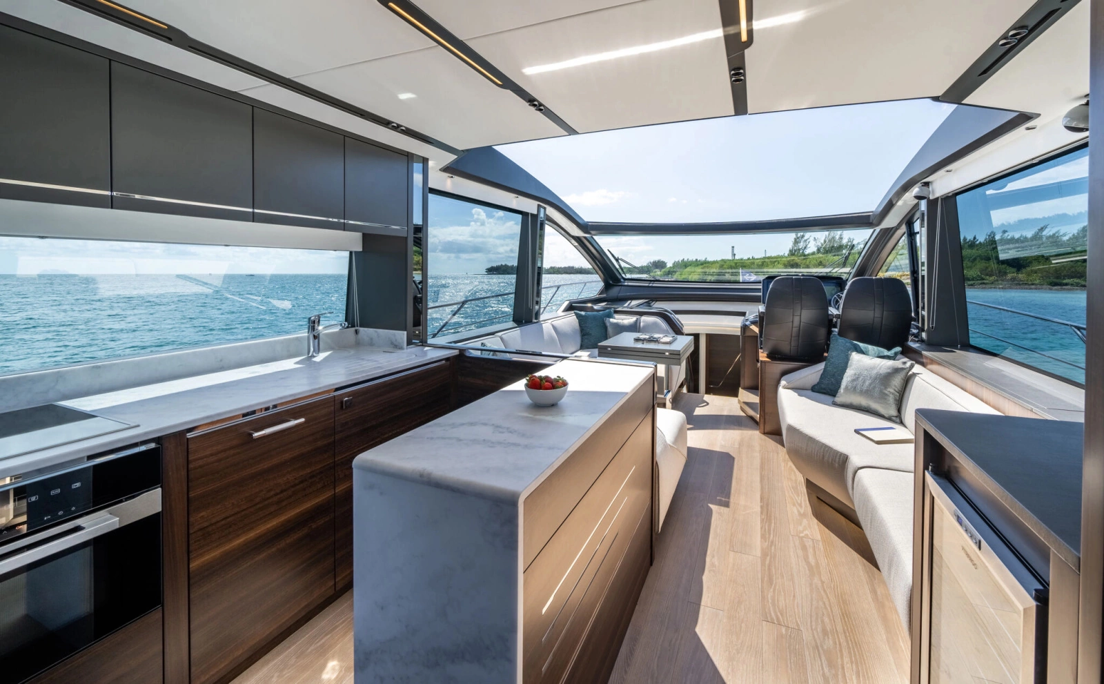 PREDATOR 65 65ft Sunseeker Yacht For Sale