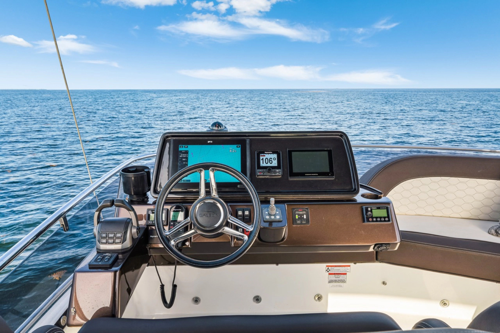 2022 Galeon 400 Fly