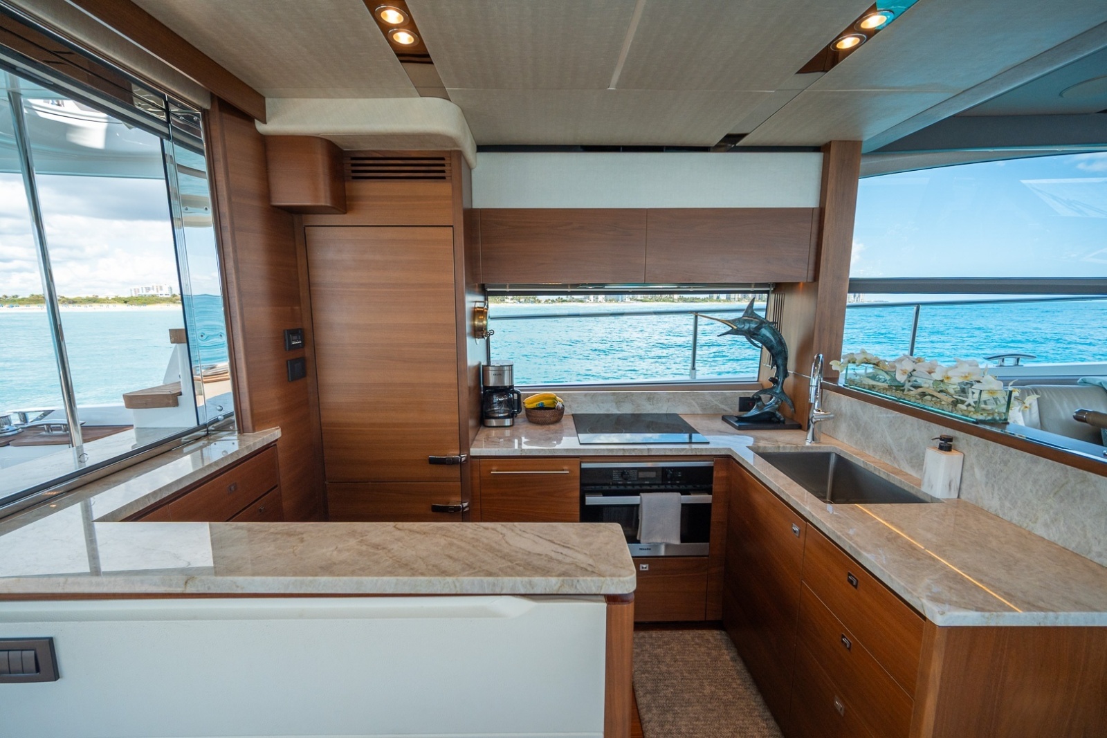 2017 Princess 68 Flybridge