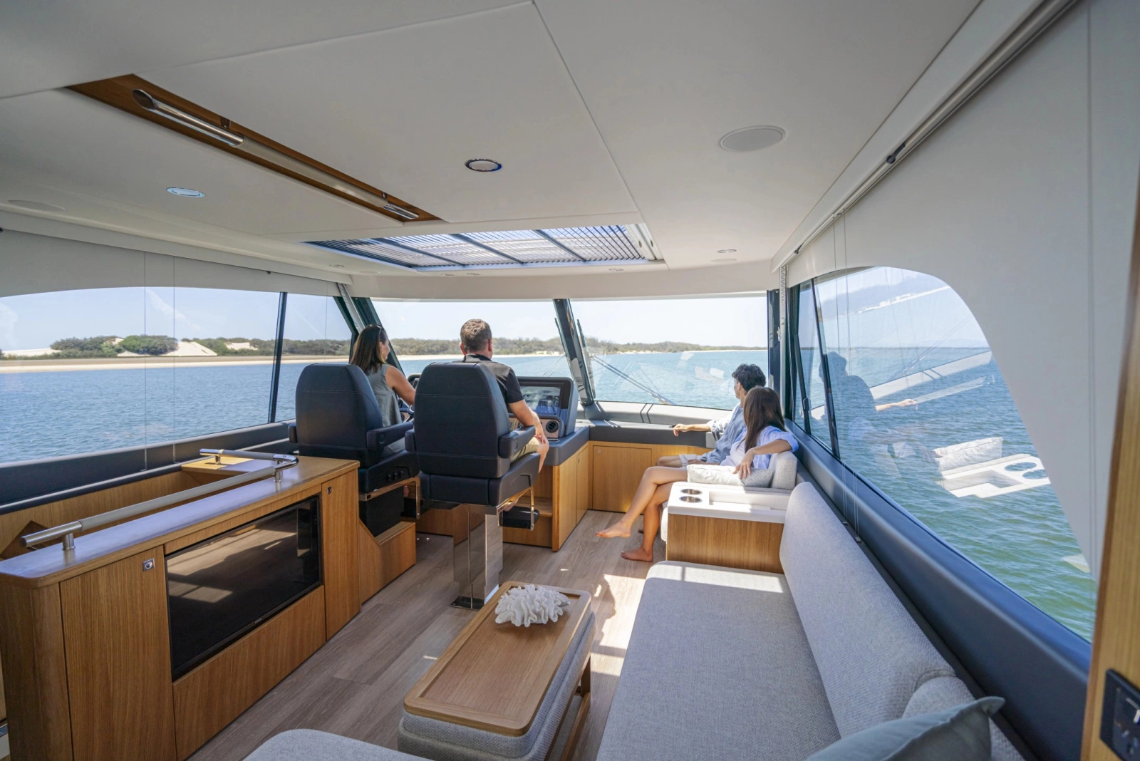 58 Sports Motor Yacht 58ft Riviera Yacht For Sale