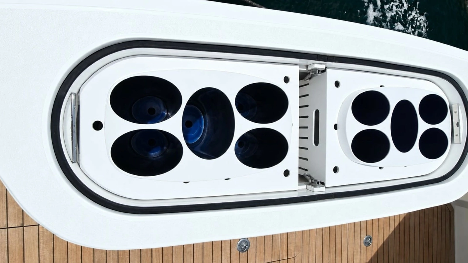 Integrated Deck Fish Storage