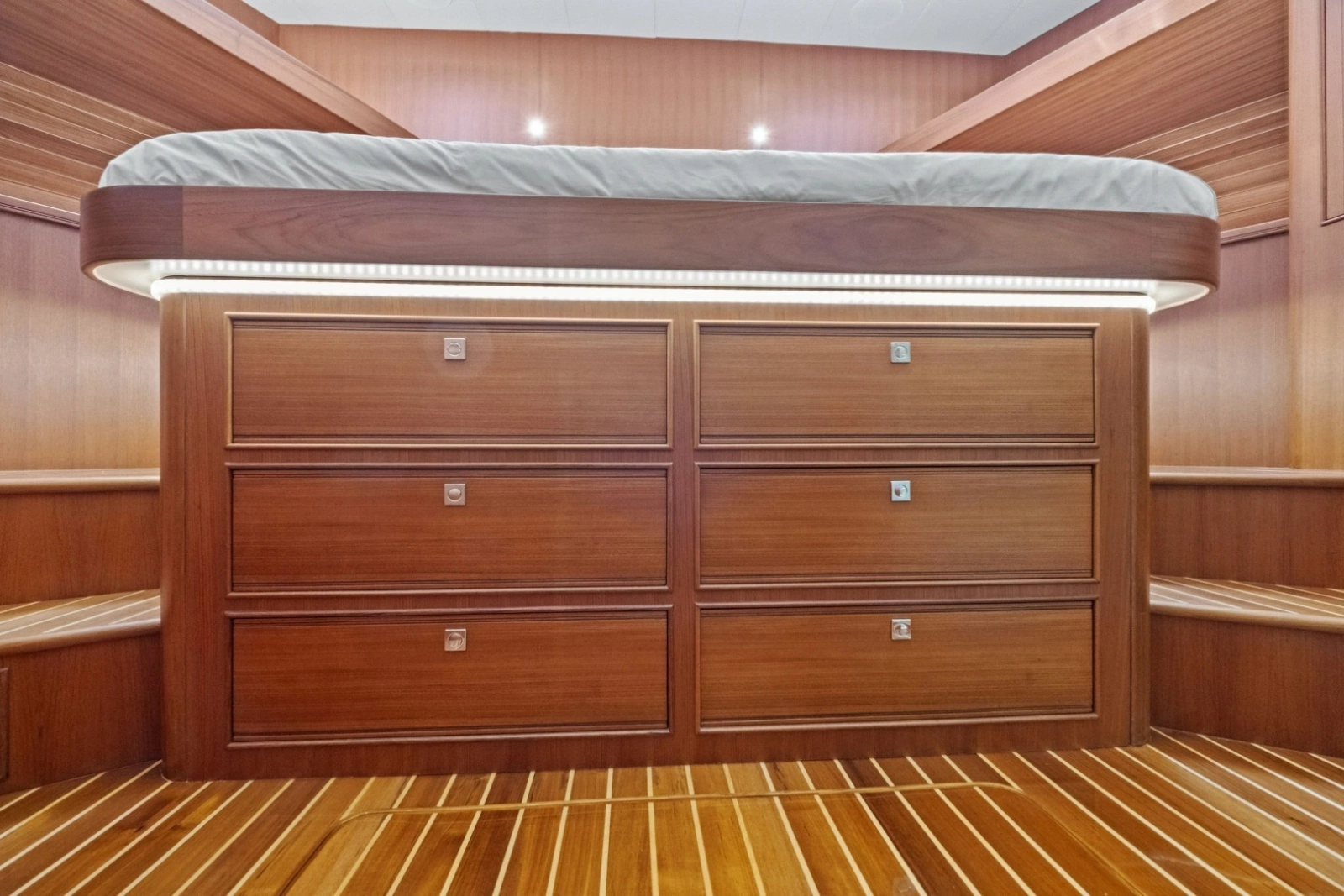 2024 Marlow 90 V - Artemis II
