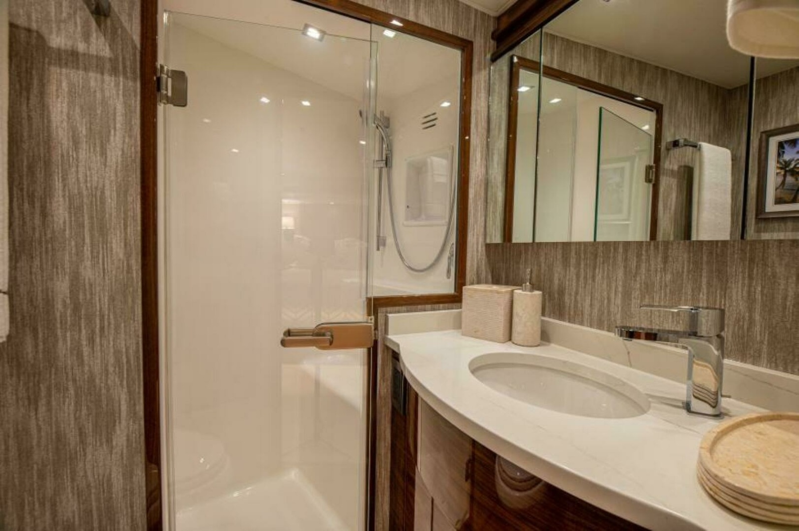 Elegant Ensuite Bathroom with Shower