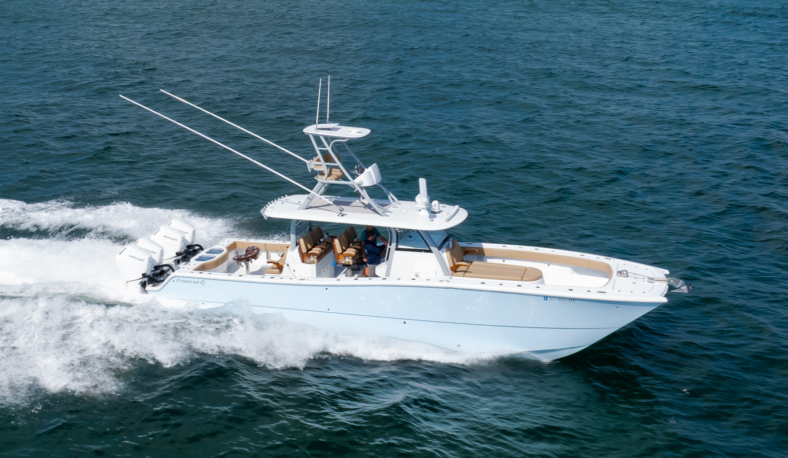 2025 Freeman 43 Center Console