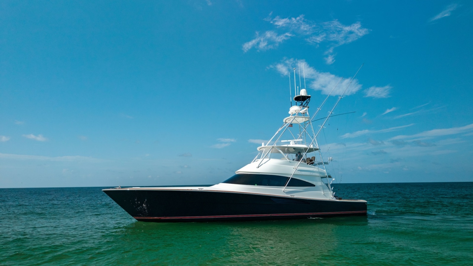 Side Profile of Viking 68 Convertible