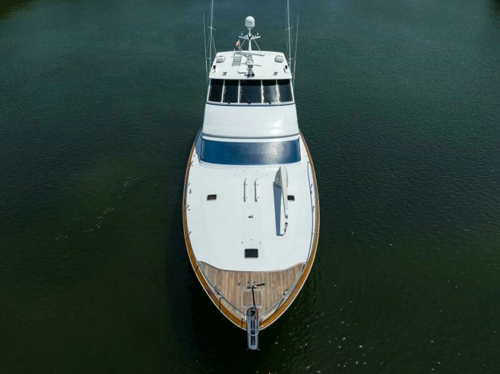 2004 Sea Force IX 82 Enclosed Bridge
