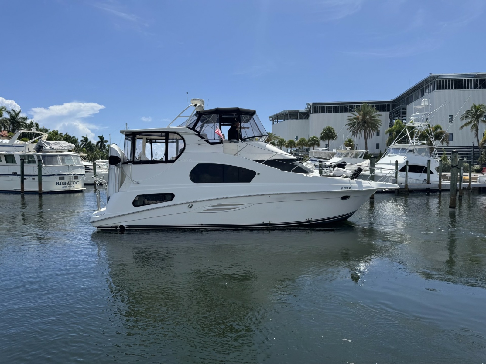 2005 Silverton 39 Motor Yacht