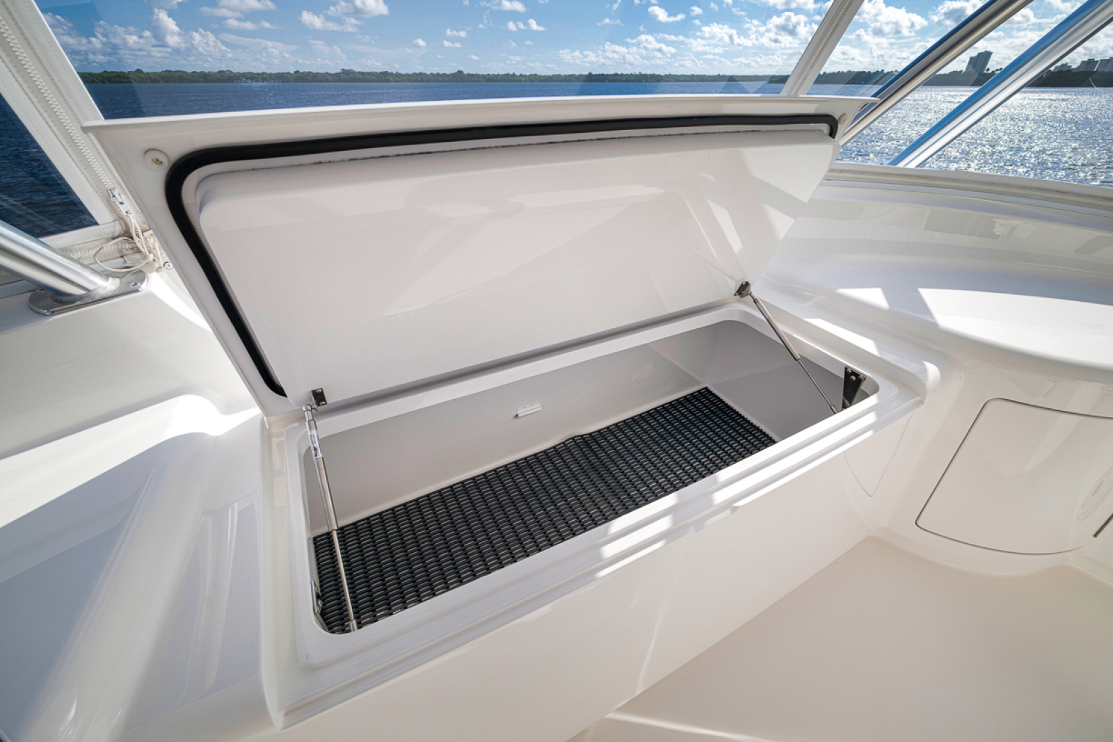 2020 Viking 68 Convertible