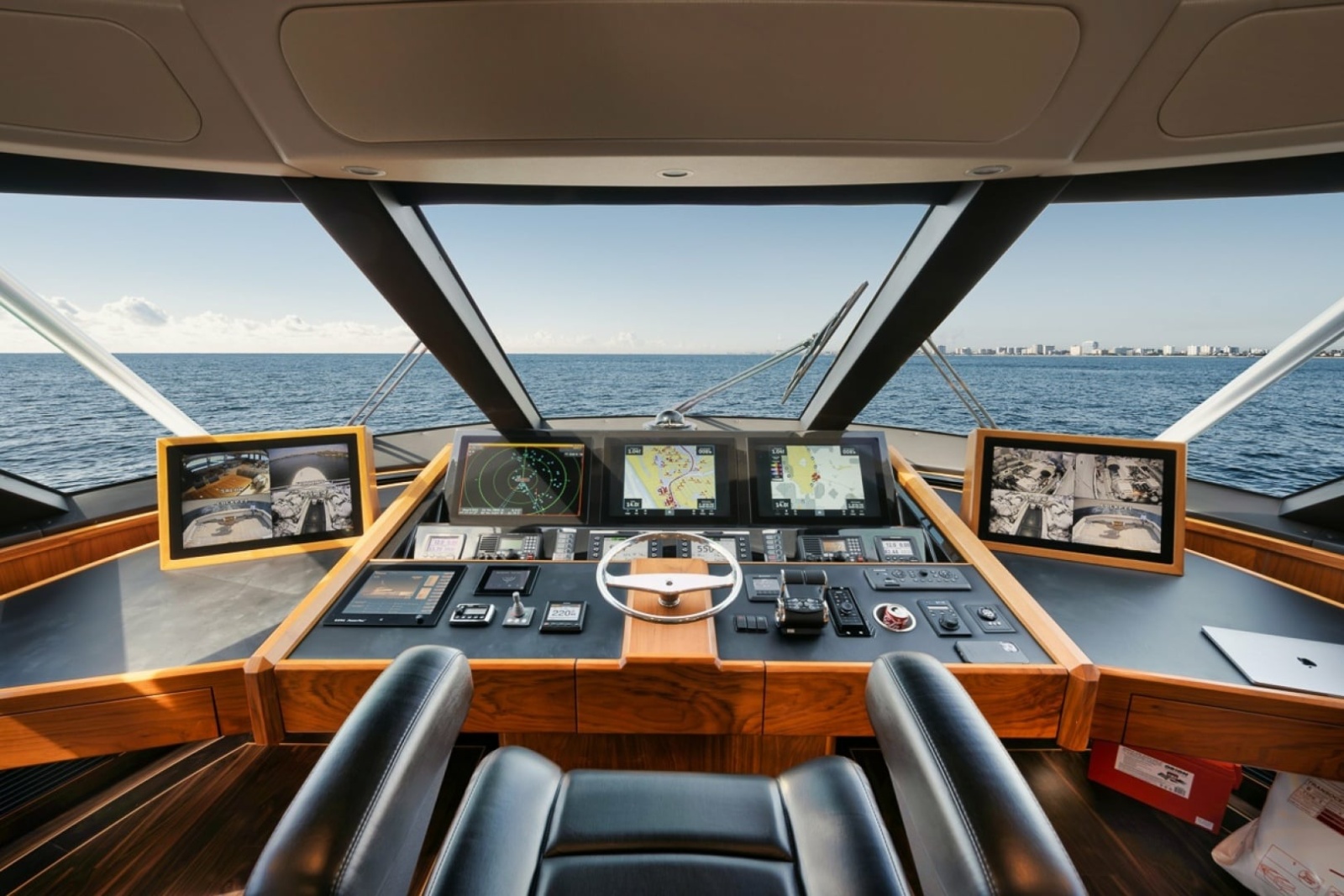 2016 Viking 92 Enclosed Bridge