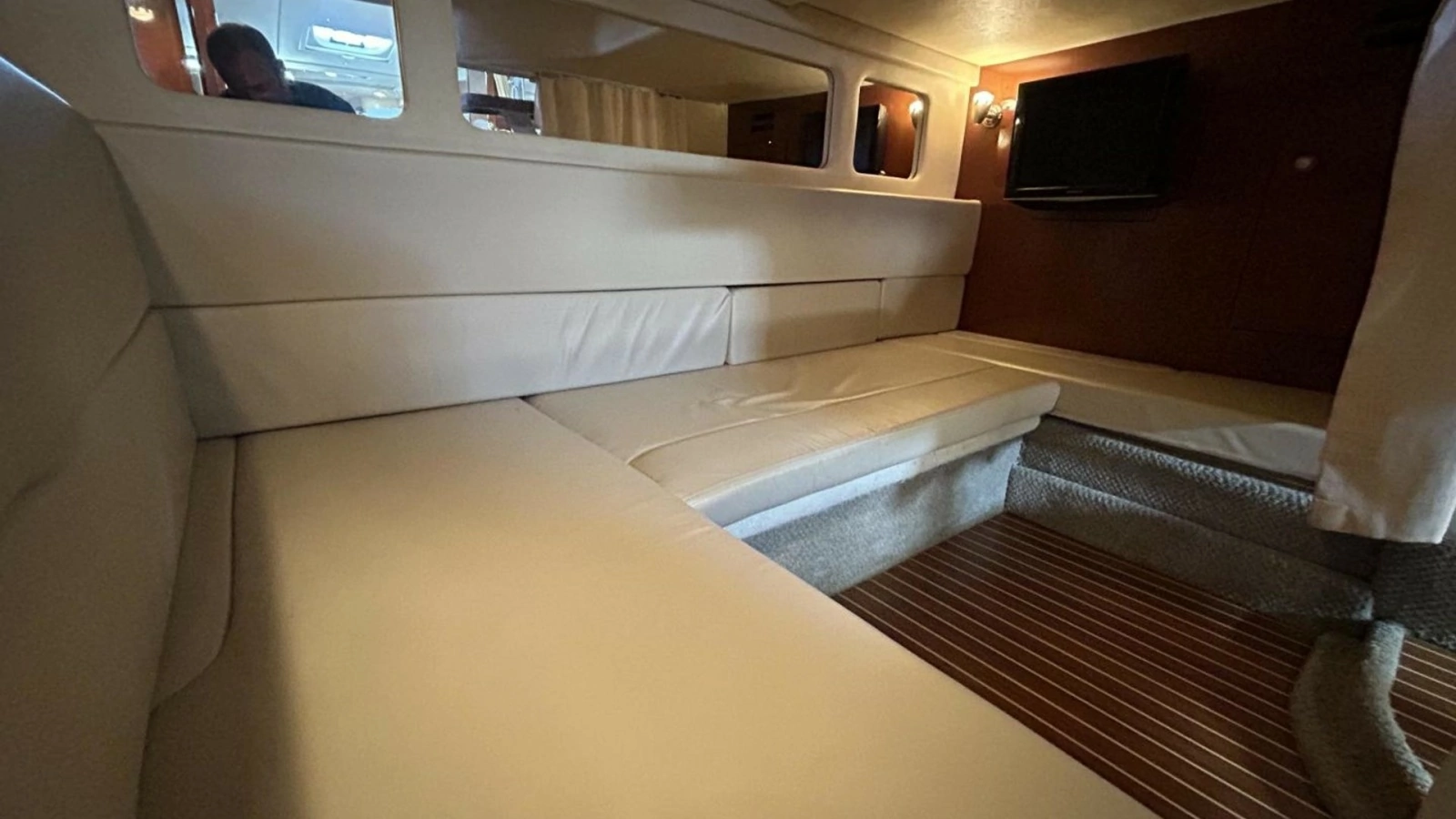 2009 Sea Ray 310 Sundancer  Andrews Place Galley
