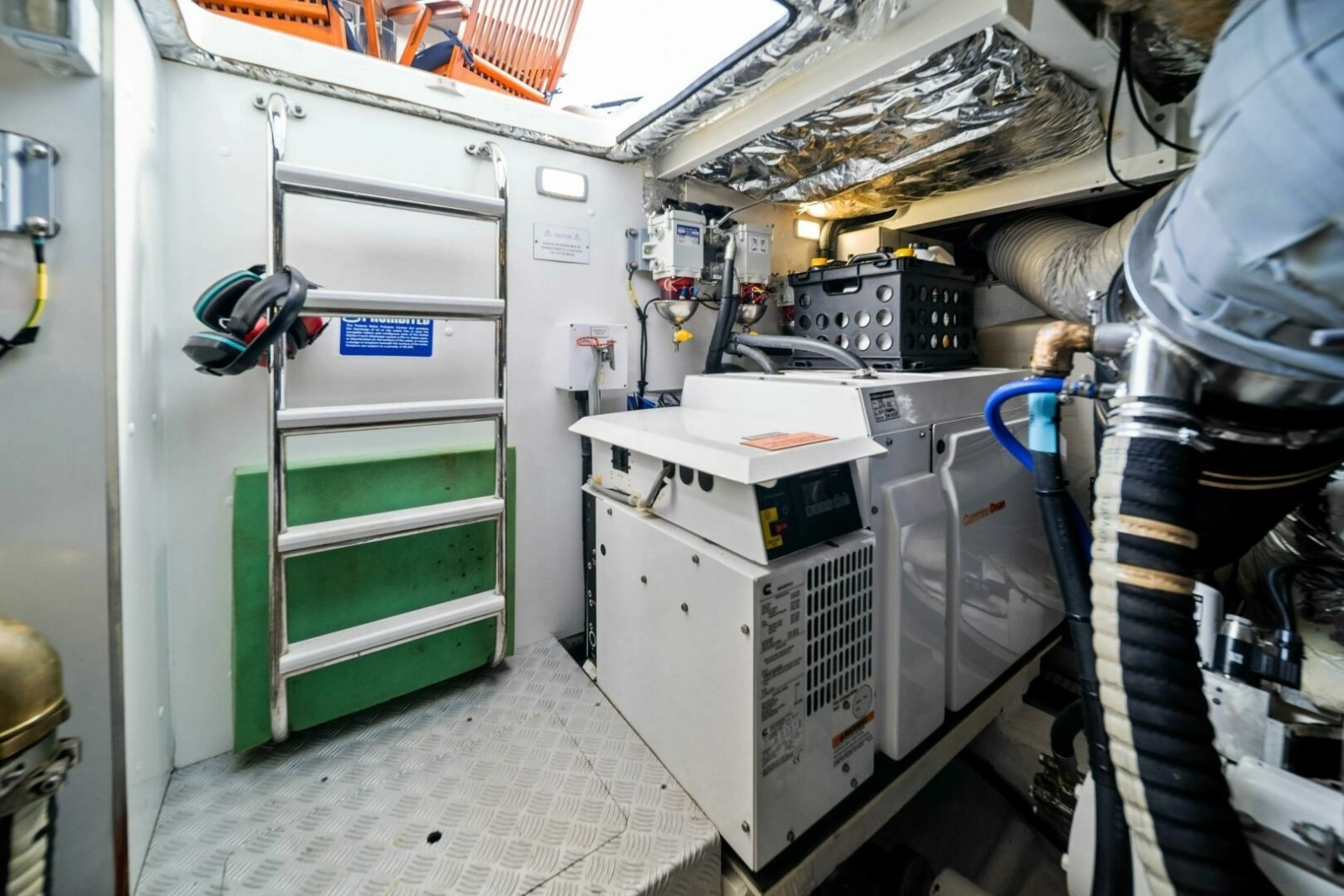 2015 Princess F60 - Engine Room