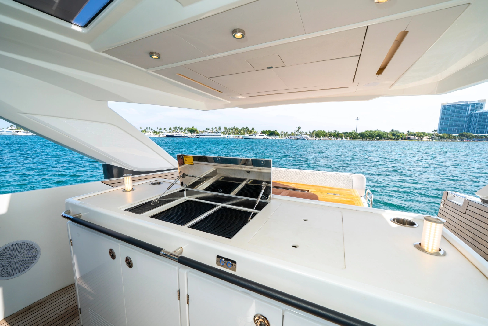 2024 Jeanneau DB/43 OB