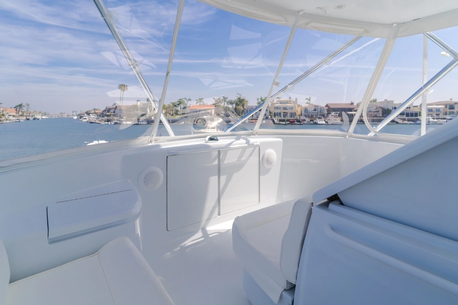 2003 Hatteras 54 Convertible - BRAINWAVE
