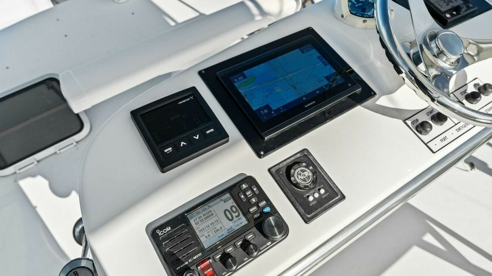 40' 2005 Cabo 40 Express