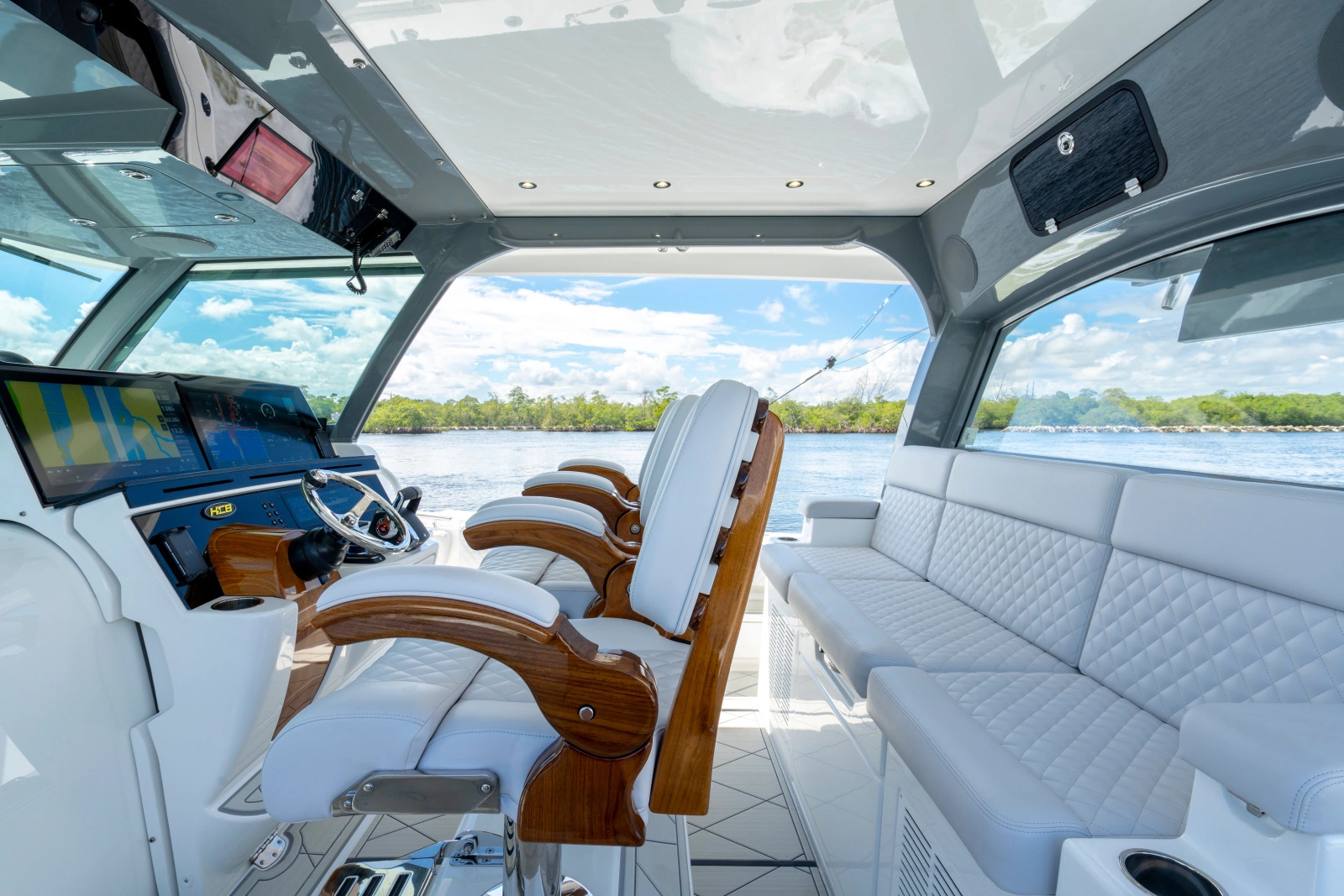 48ft HCB Yacht For Sale