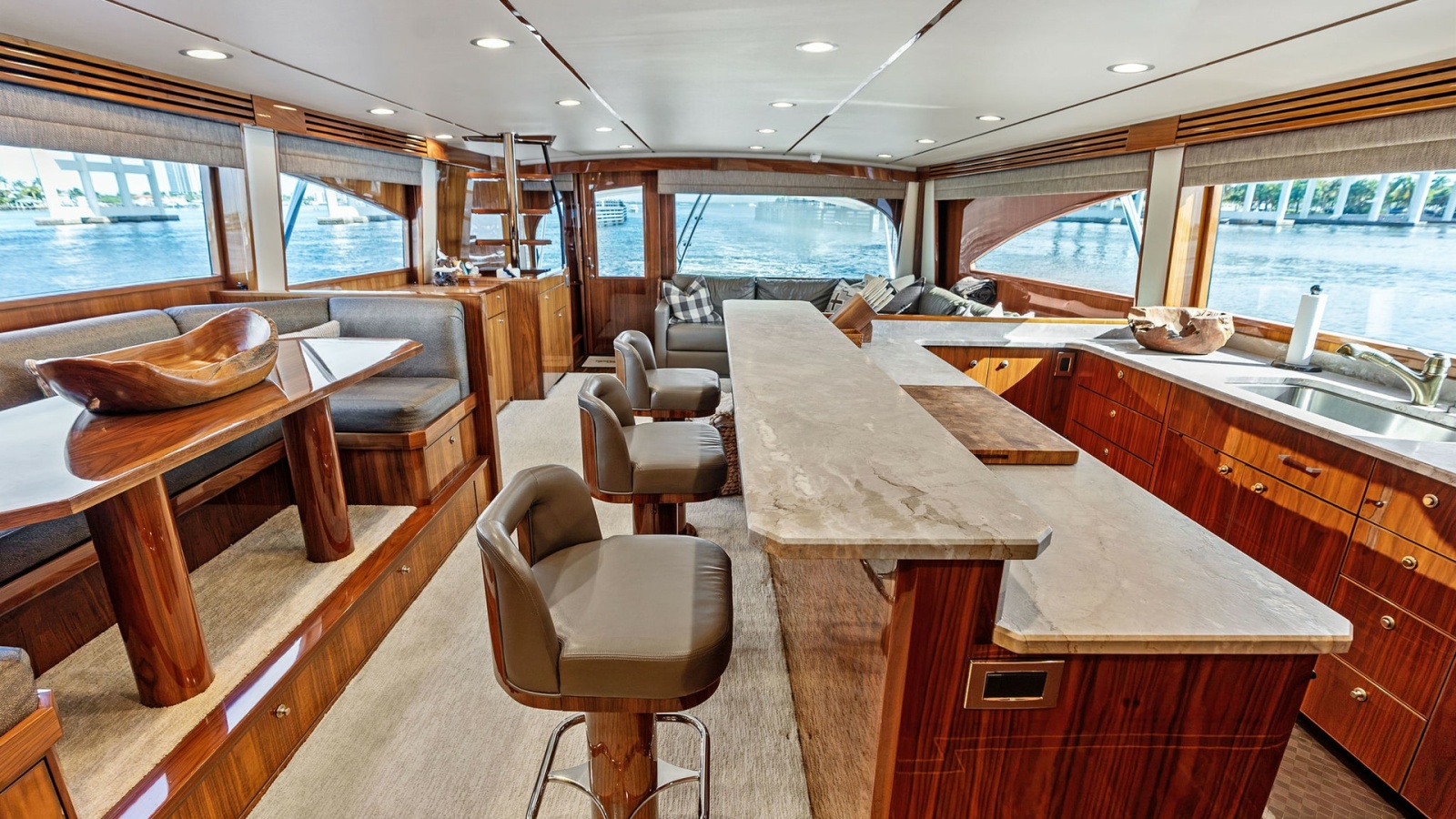 Spacious Salon with Bar Seating