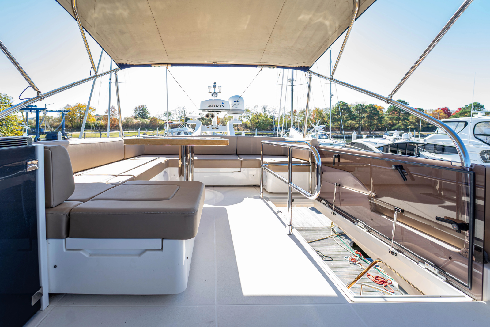 2019 Fairline Squadron 53