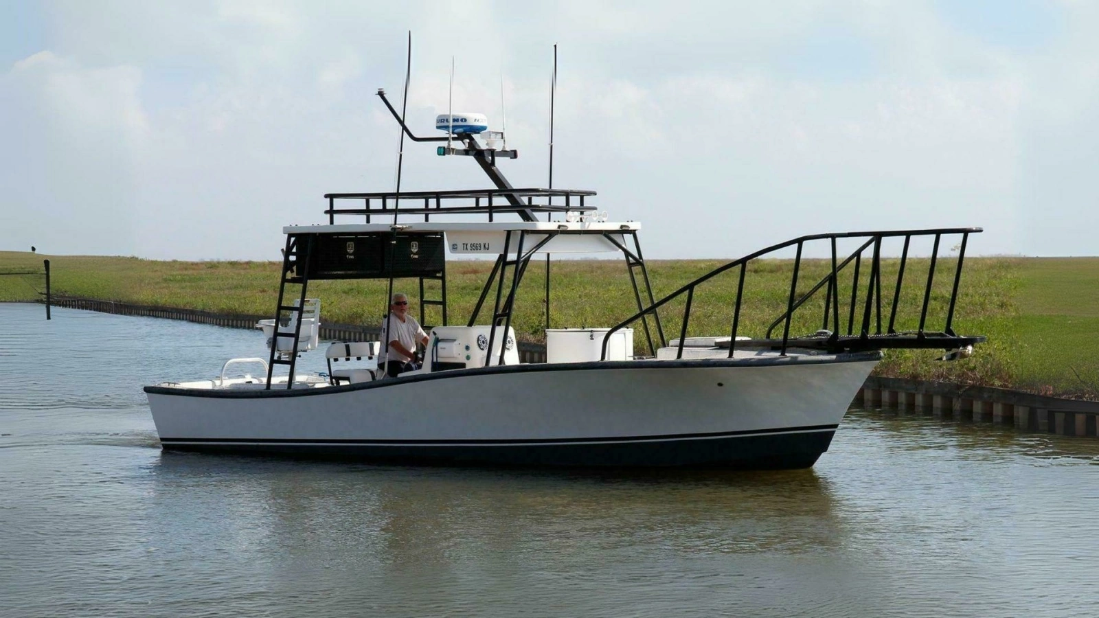 Pullin Drag 31ft Custom Yacht For Sale
