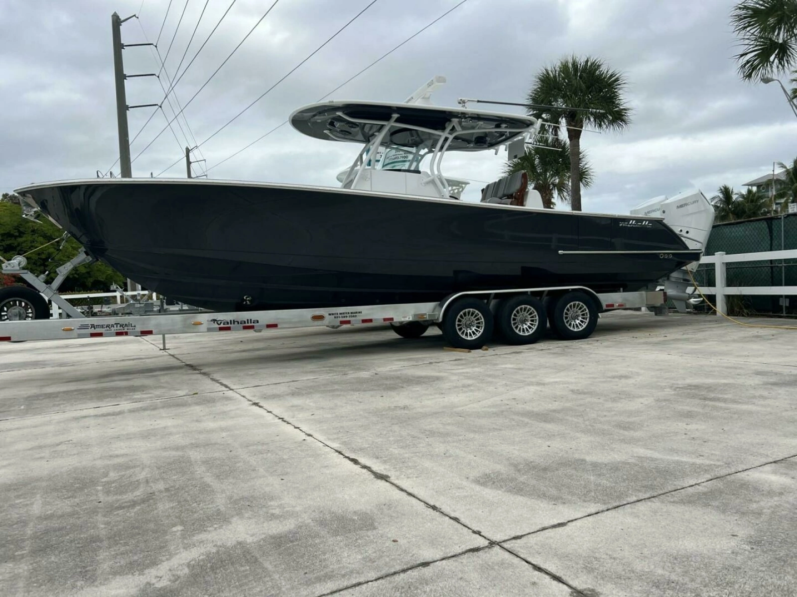 Valhalla 33 JUST ONE MORE - Exterior