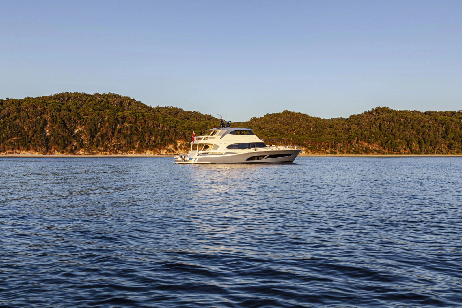 78 Motor Yacht 78ft Riviera Yacht For Sale