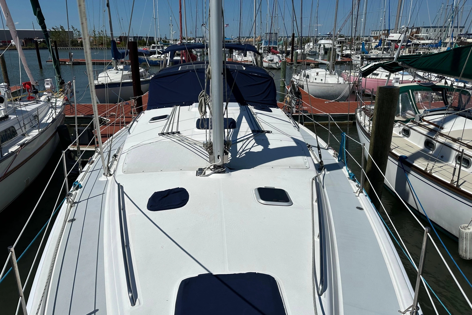 2004 Hunter Aft Cockpit