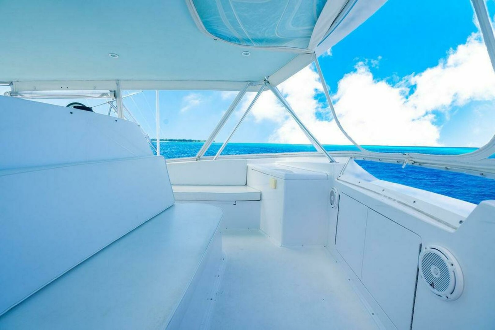 1999 Viking 55 Convertible