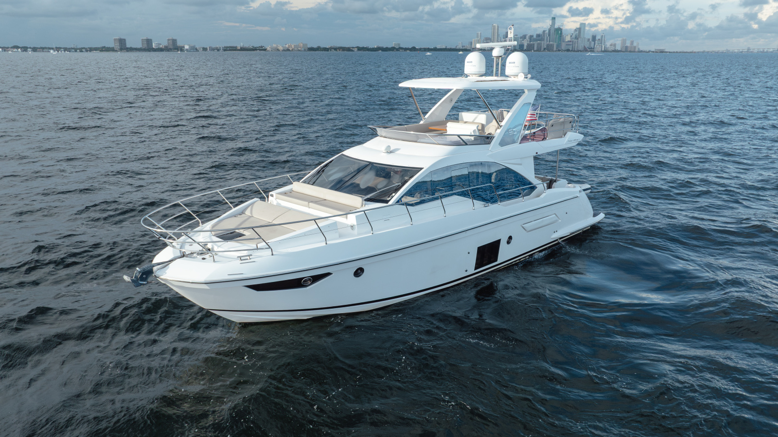 2020 Azimut 50 Flybridge